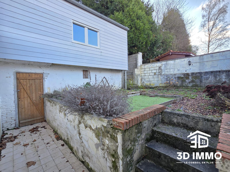 Maison - 90 m² - 5 pièces