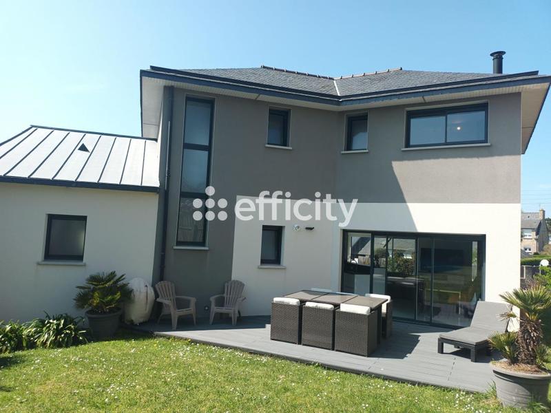 Maison - 150 m² - 7 pièces