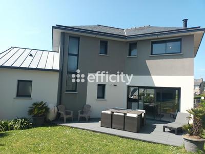 Maison - 150 m² - 7 pièces