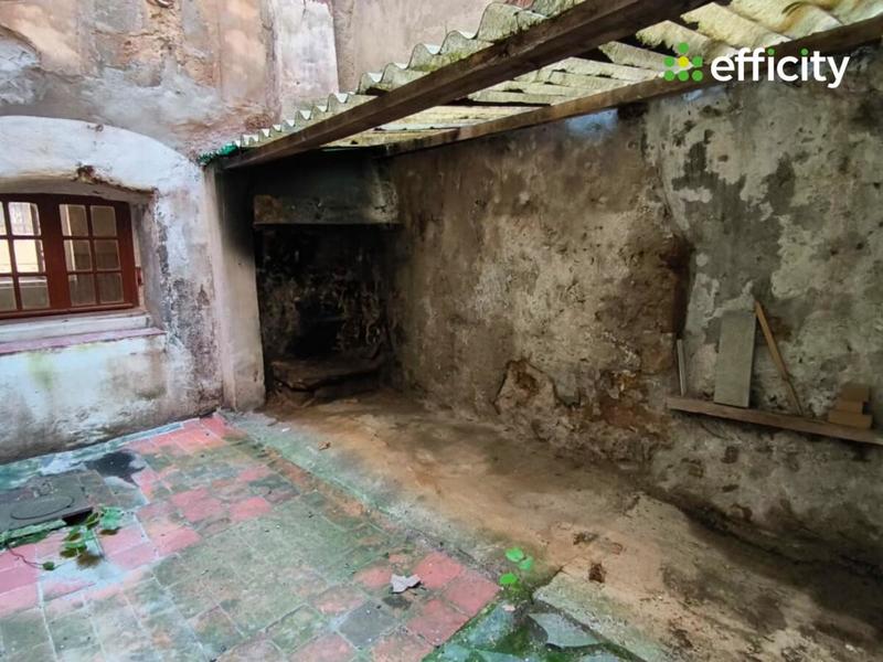 Maison - 200 m² - 6 pièces