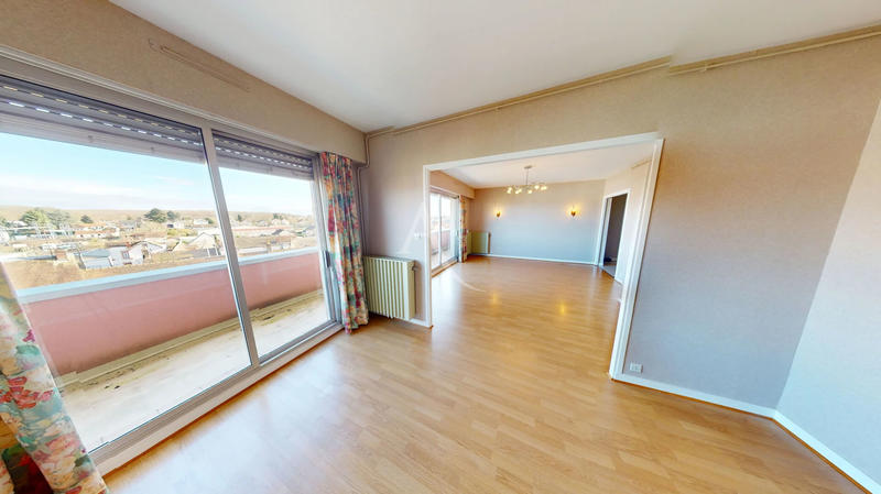 Appartement - 101 m² - 4 pièces