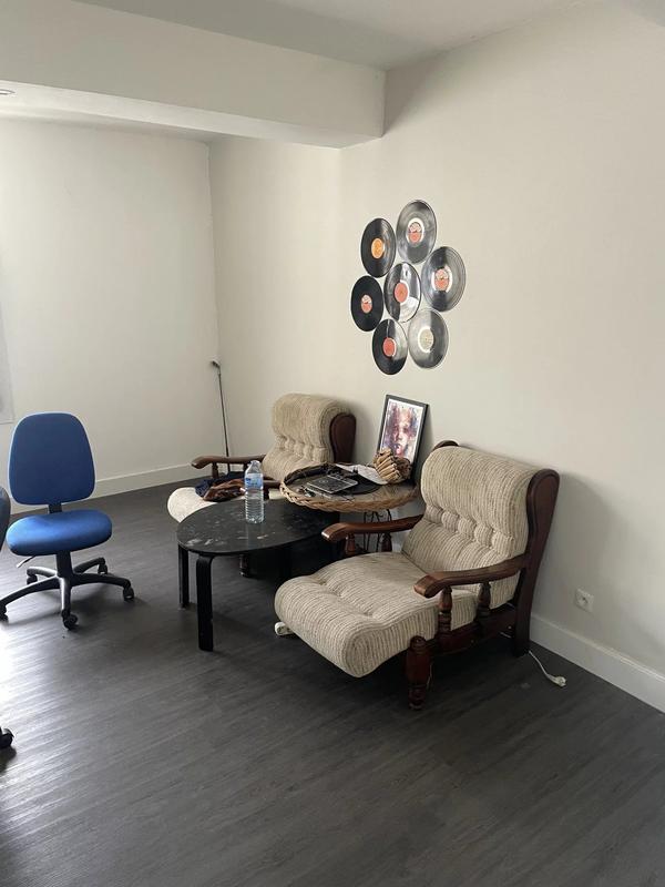 Appartement - 183 m² - 6 pièces