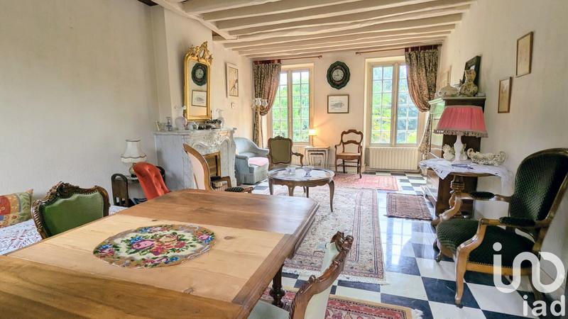 Maison - 203 m² - 8 pièces