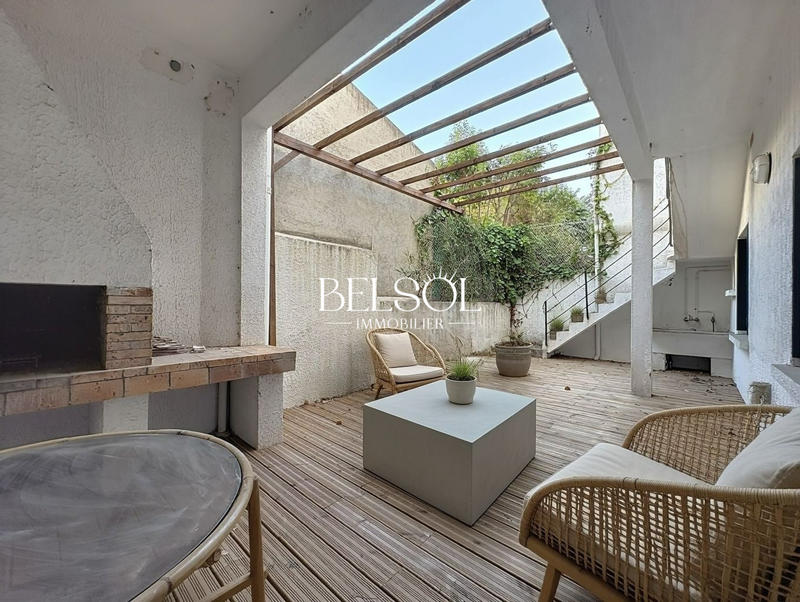 Maison - 186 m² - 4 pièces