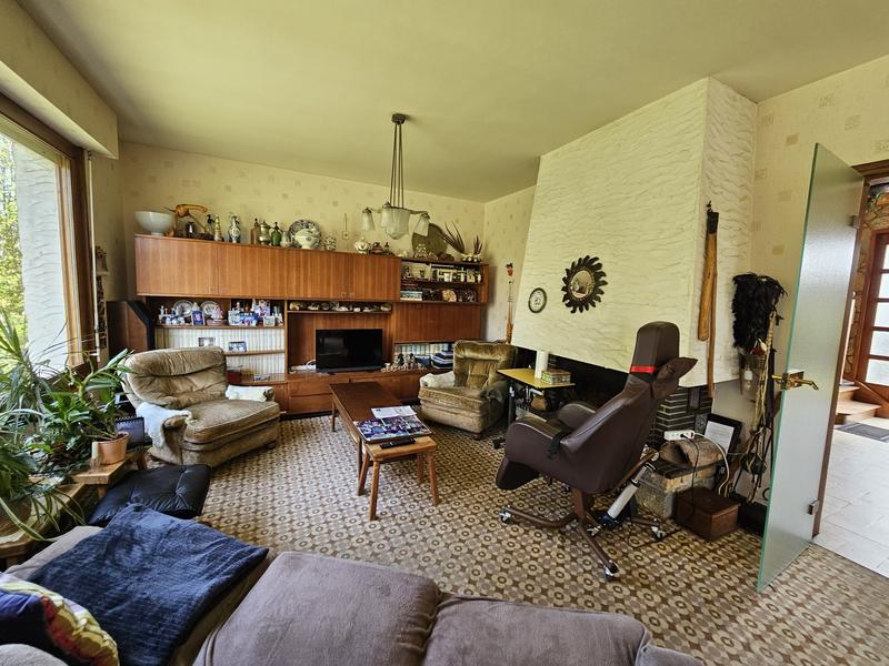 Maison - 170 m² - 9 pièces