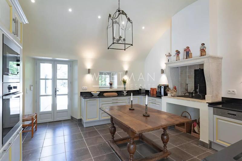 Villa - 270 m² - 7 pièces