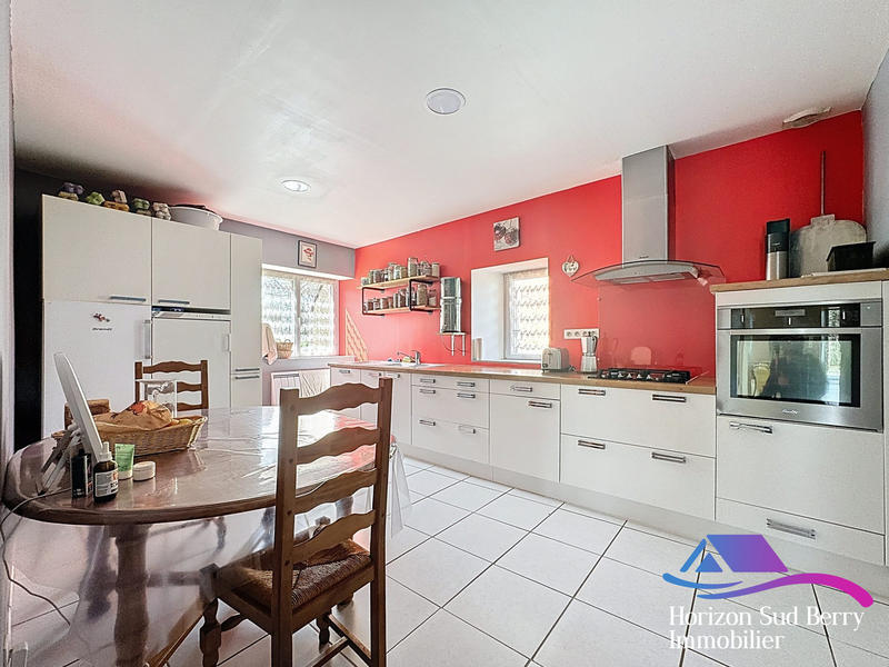 Maison - 210 m² - 7 pièces