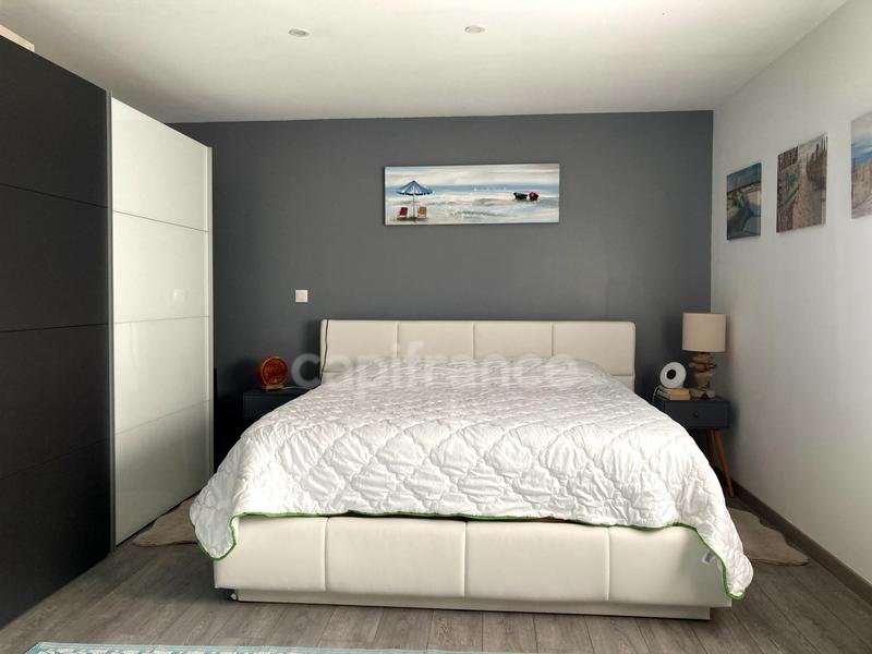 Maison - 200 m² - 5 pièces