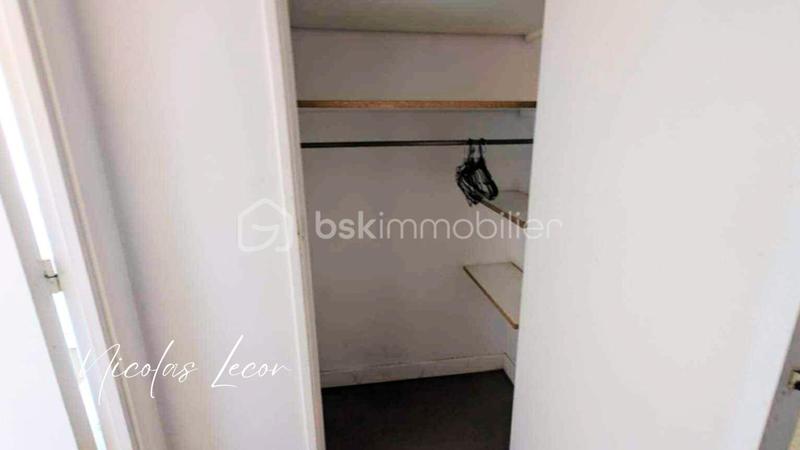 Studio - 25 m² - 1 pièce