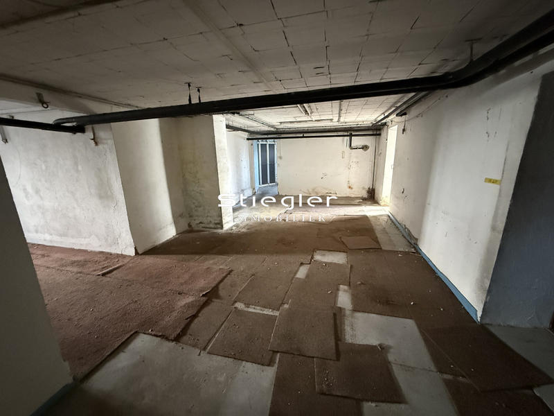 Maison - 204 m² - 6 pièces