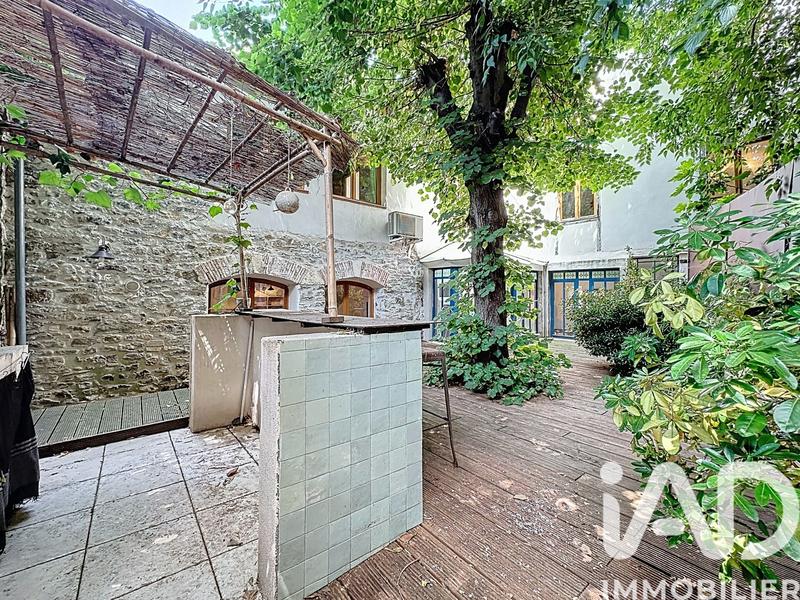 Maison - 180 m² - 8 pièces