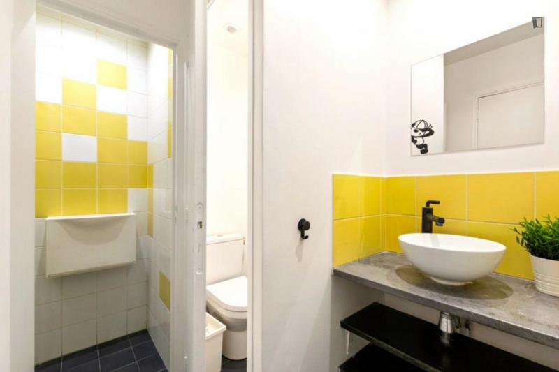 Chambre - 17 m² - 11 pièces