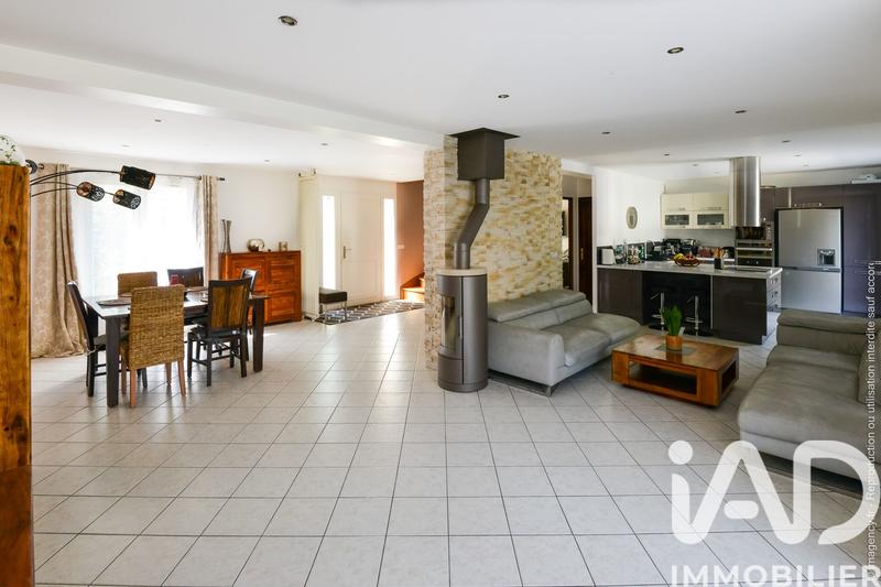 Maison - 146 m² - 7 pièces