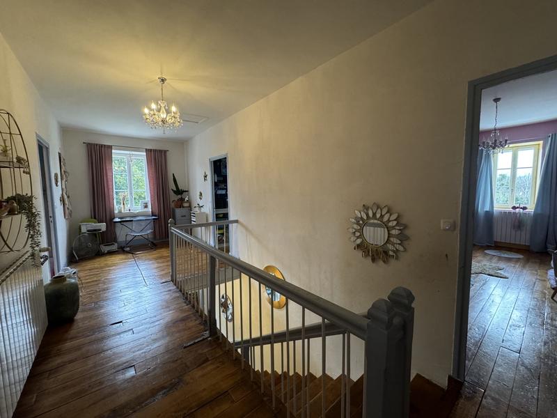 Maison ancienne - 295 m² - 8 pièces