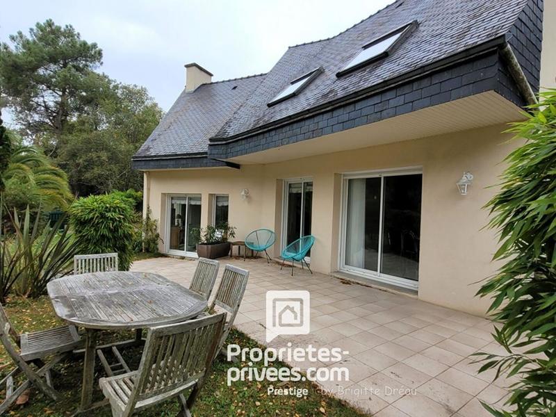 Maison - 183 m² - 6 pièces