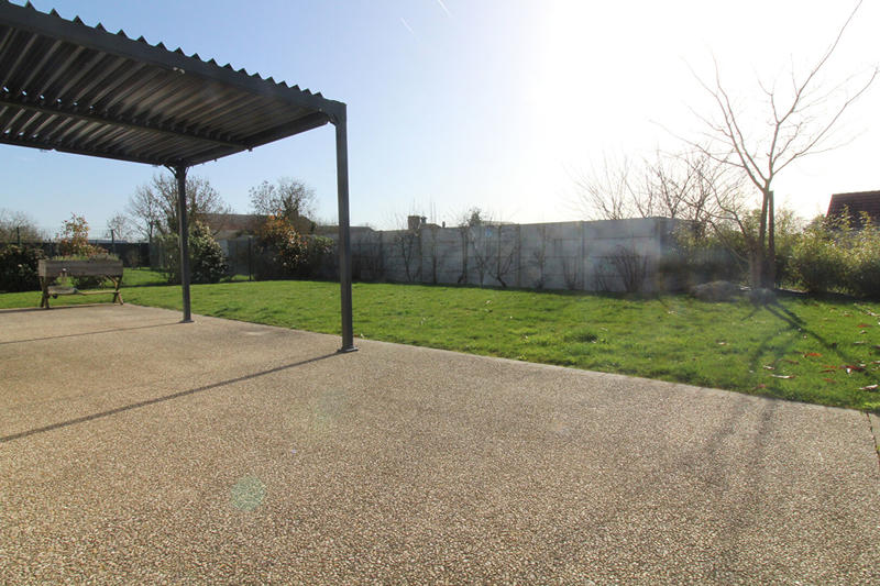 Maison - 98 m² - 5 pièces