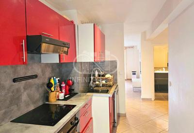 Appartement - 64 m² - 3 pièces