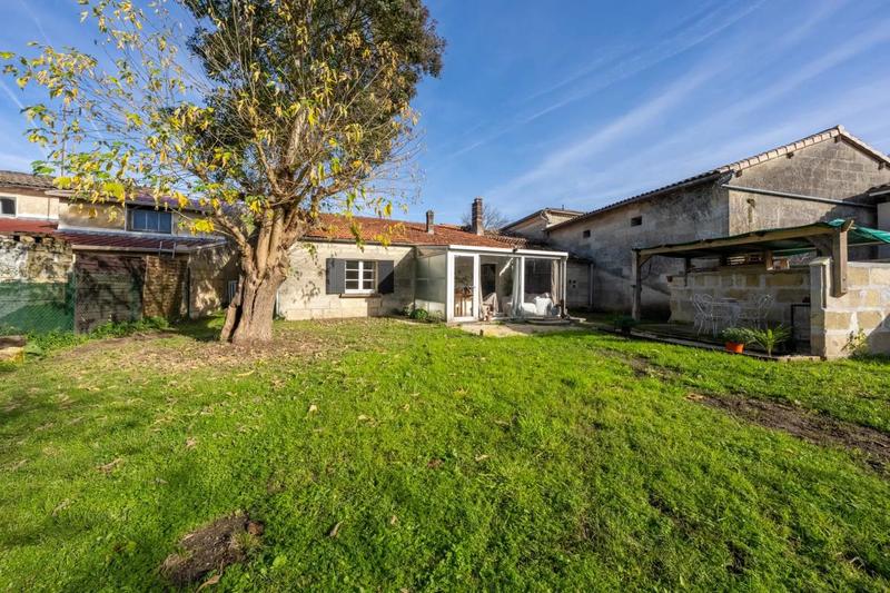 Maison - 80 m² - 6 pièces