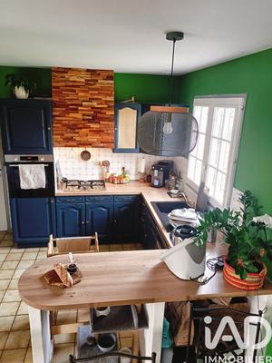 Maison - 90 m² - 4 pièces