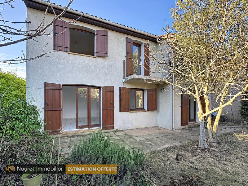 Maison - 120 m² - 5 pièces