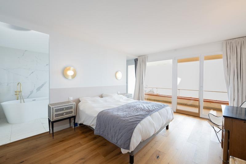 Maison - 246 m² - 6 pièces