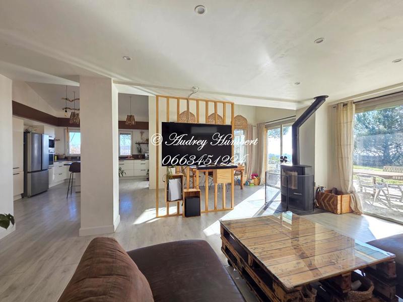 Maison - 180 m² - 6 pièces