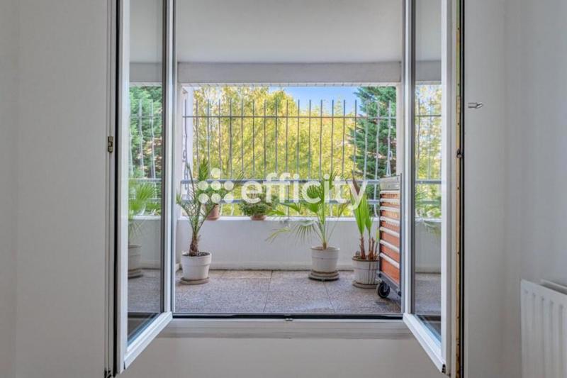 Appartement - 92 m² - 4 pièces