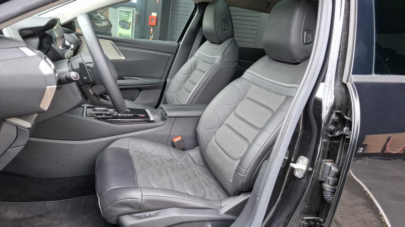 Citroën C5 X Hybride Rechargeable 225 Ss E-Eat8 Shine Pack