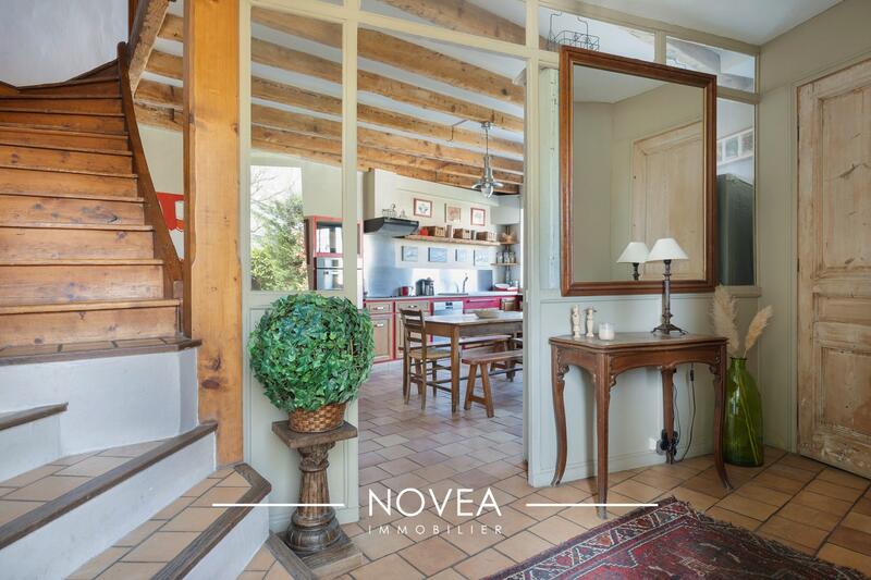 Maison ancienne - 307 m² - 9 pièces