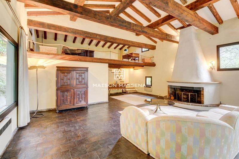 Propriété - 600 m² - 14 pièces