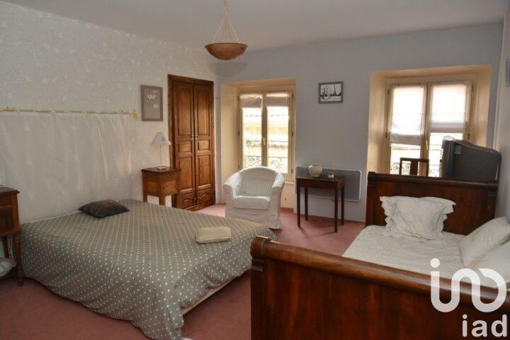 Appartement - 112 m² - 5 pièces