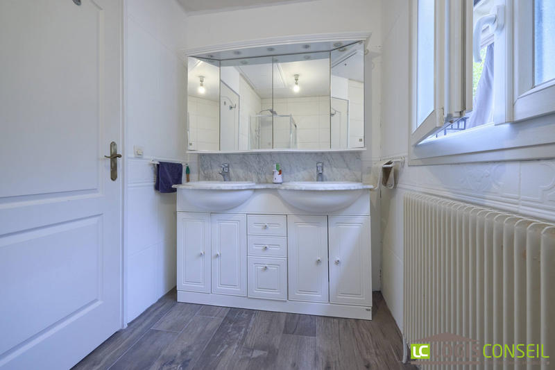 Maison ancienne - 136 m² - 7 pièces