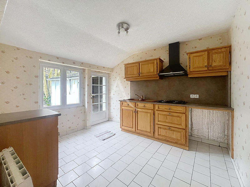 Maison - 76 m² - 5 pièces