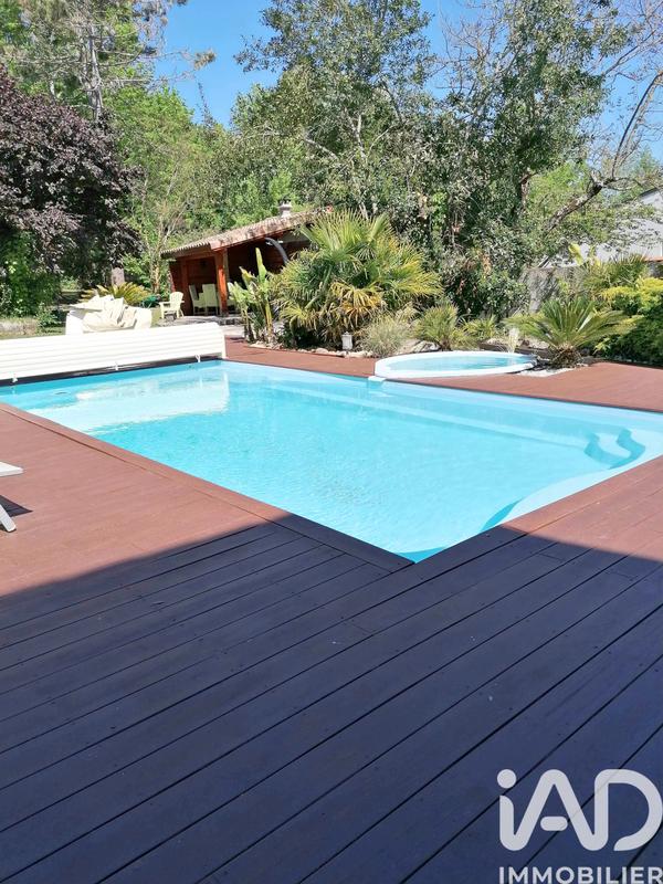 Maison de village - 265 m² - 8 pièces