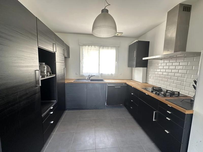 Maison contemporaine - 147 m² - 7 pièces