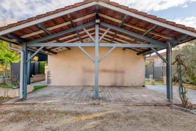 Villa - 174 m² - 9 pièces