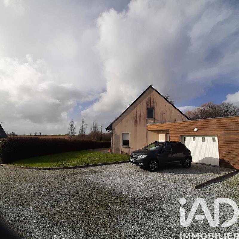 Maison - 98 m² - 5 pièces