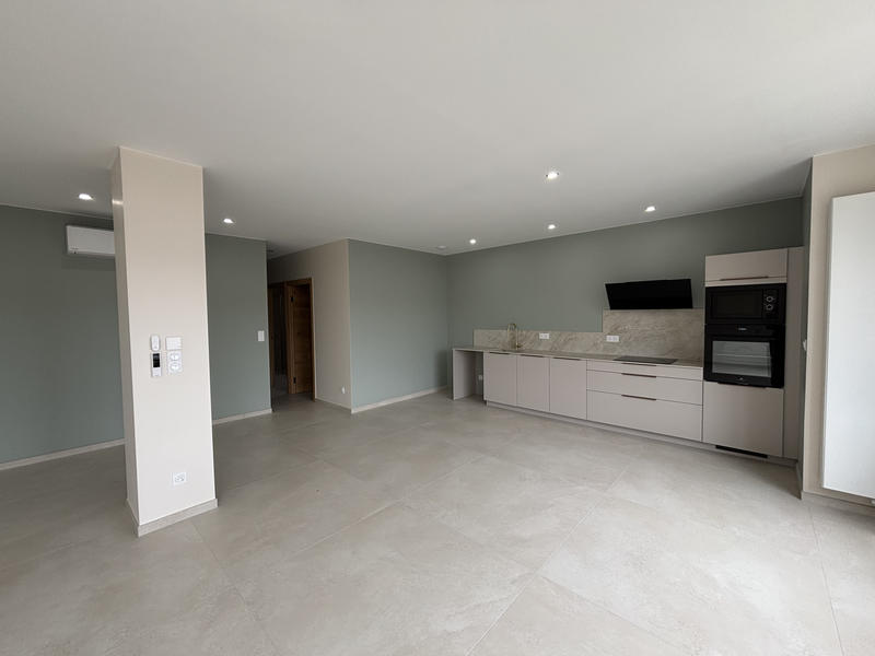 Appartement - 92 m² - 3 pièces