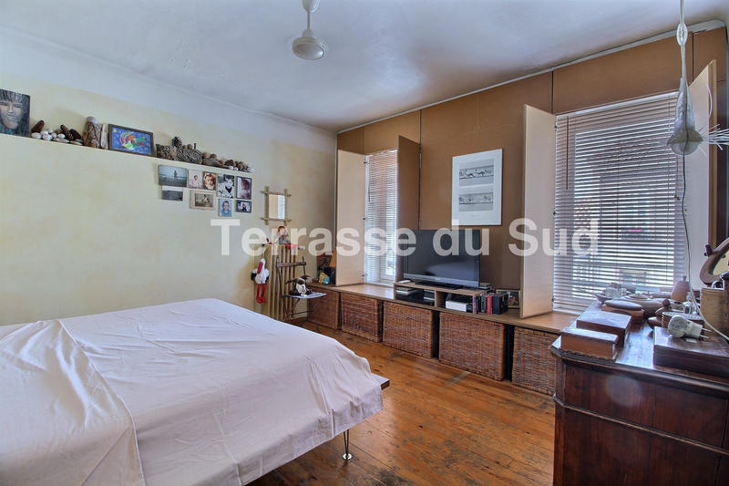 Appartement - 155 m² - 6 pièces