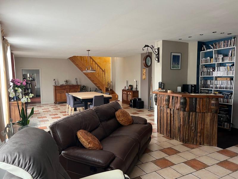 Maison - 175 m² - 5 pièces