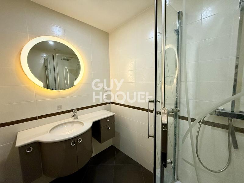 Maison - 171 m² - 8 pièces