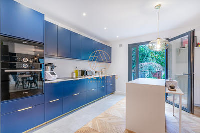 Maison contemporaine - 160 m² - 7 pièces