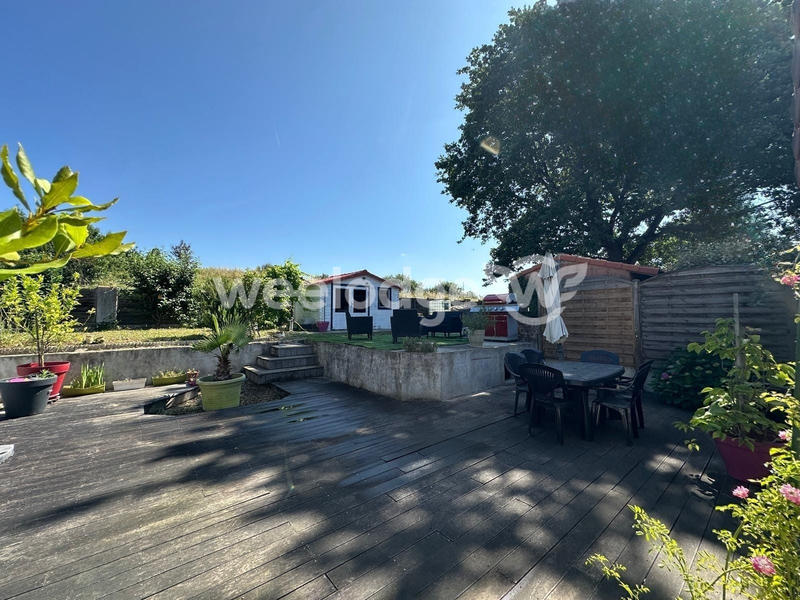 Maison - 184 m² - 7 pièces