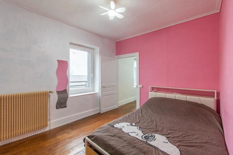 Maison - 183 m² - 8 pièces