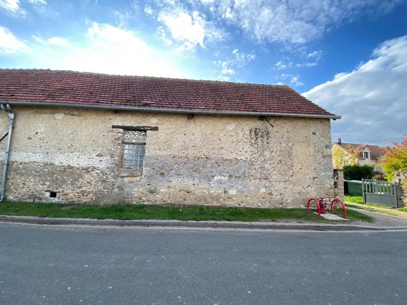 Grange - 80 m² - 1 pièce