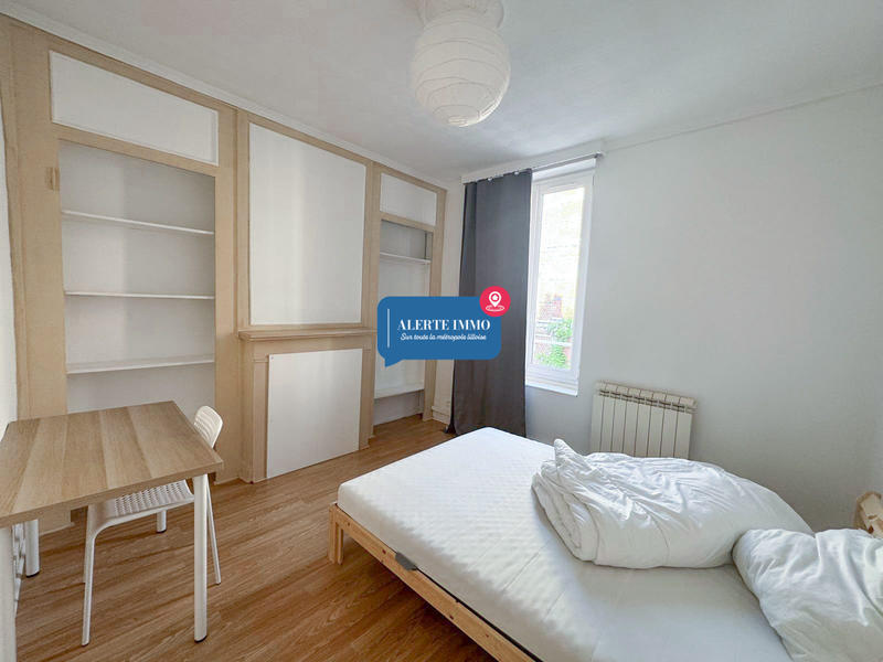 Maison - 80 m² - 5 pièces