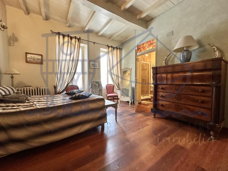 Maison ancienne - 155 m² - 6 pièces