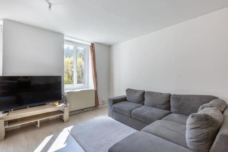 Appartement - 90 m² - 4 pièces