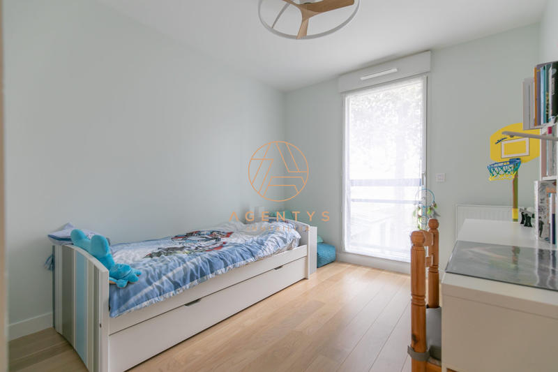 Appartement - 91 m² - 5 pièces