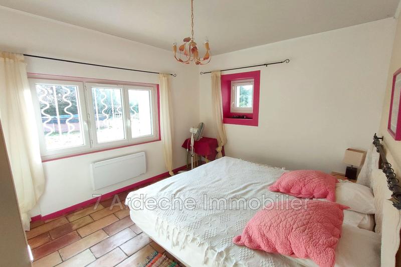 Maison - 398 m² - 13 pièces